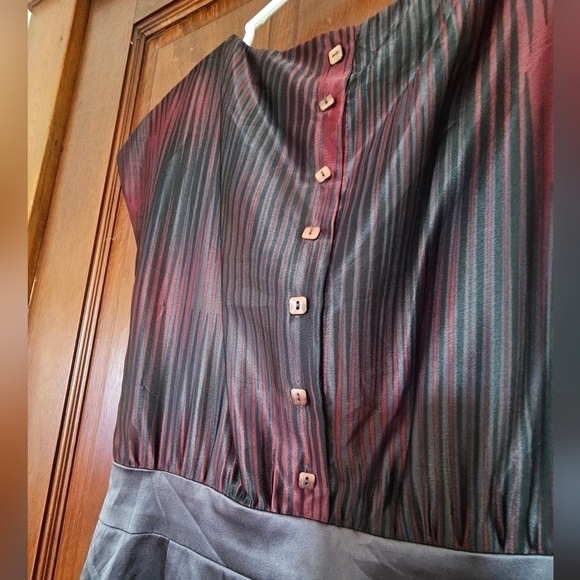 BCBGeneration Pleated Skirt Cocktail Dress - Picture 4 of 9